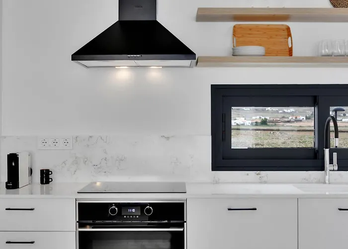 Casa Serena - Design With Pool And Rooftop Terrace - By Luna La Oliva